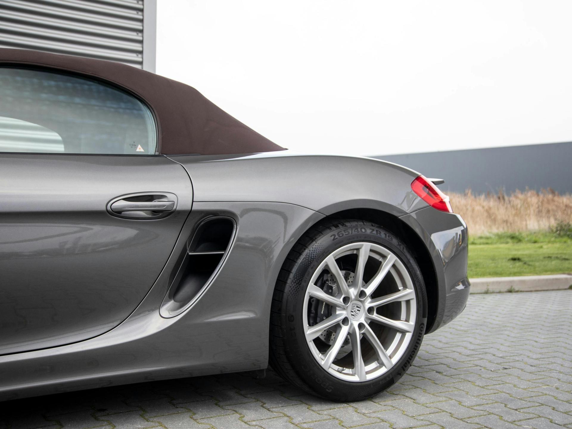 Porsche Boxster 2.7
